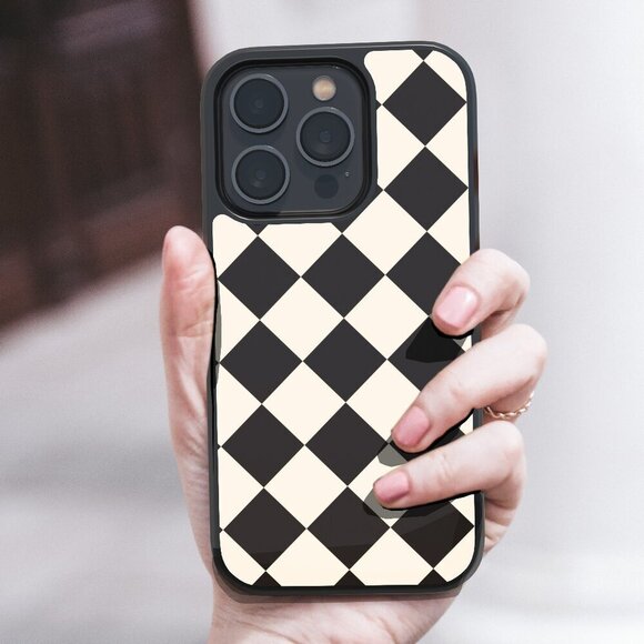 Checkered Phone Case iPhone 15 Case iPhone 14 iPhone 13 Galaxy S24, S23, S21 - Picture 1 of 4